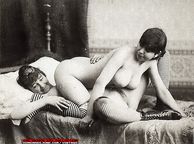 Lesbian Girls From Early Nineteen Hundreds - vintage