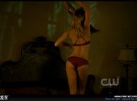 AnnaLynne McCord Showing Off Her Ass In Panties - sexy bottom in undie